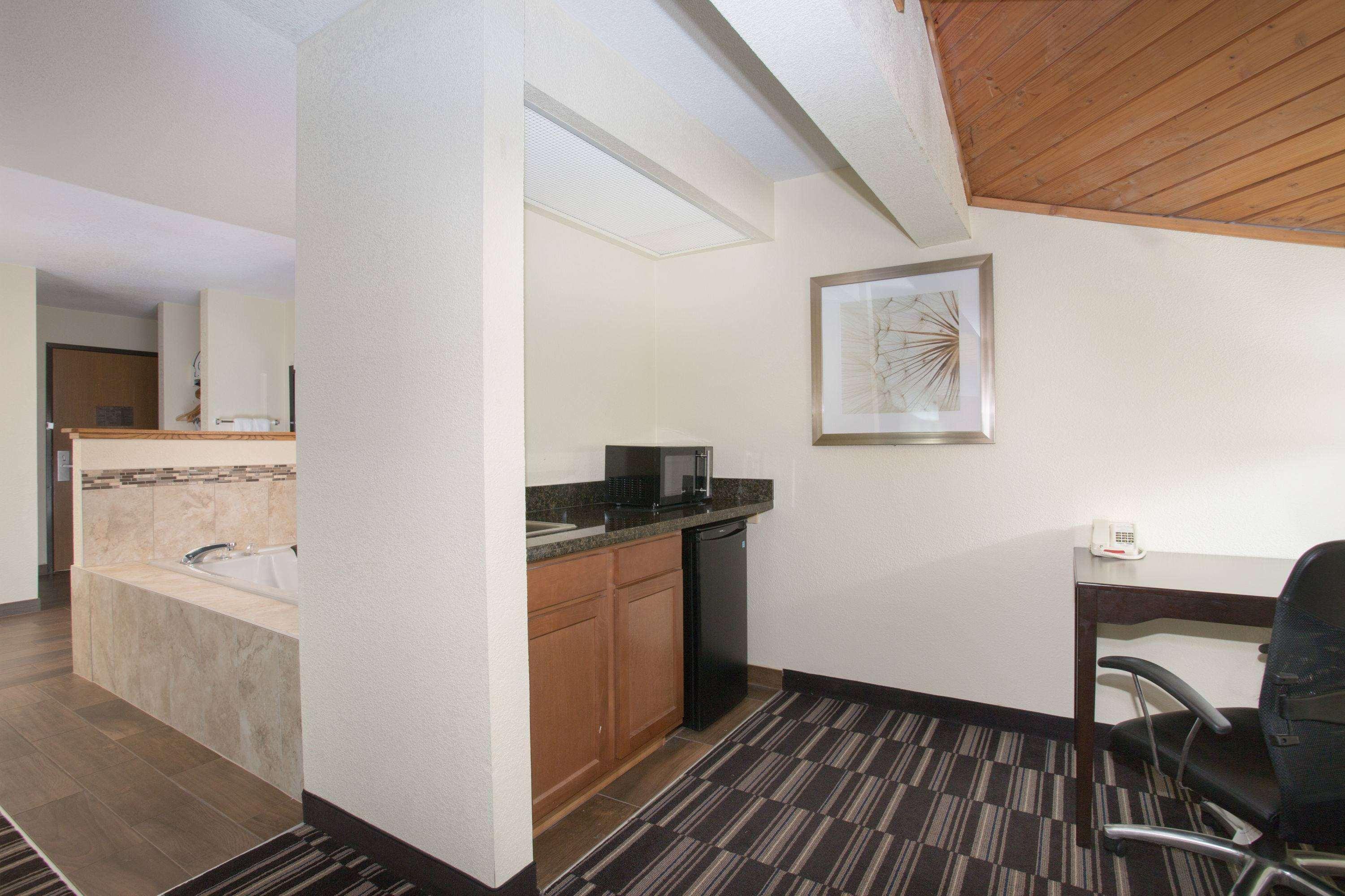 Americinn By Wyndham Mount Pleasant מראה חיצוני תמונה