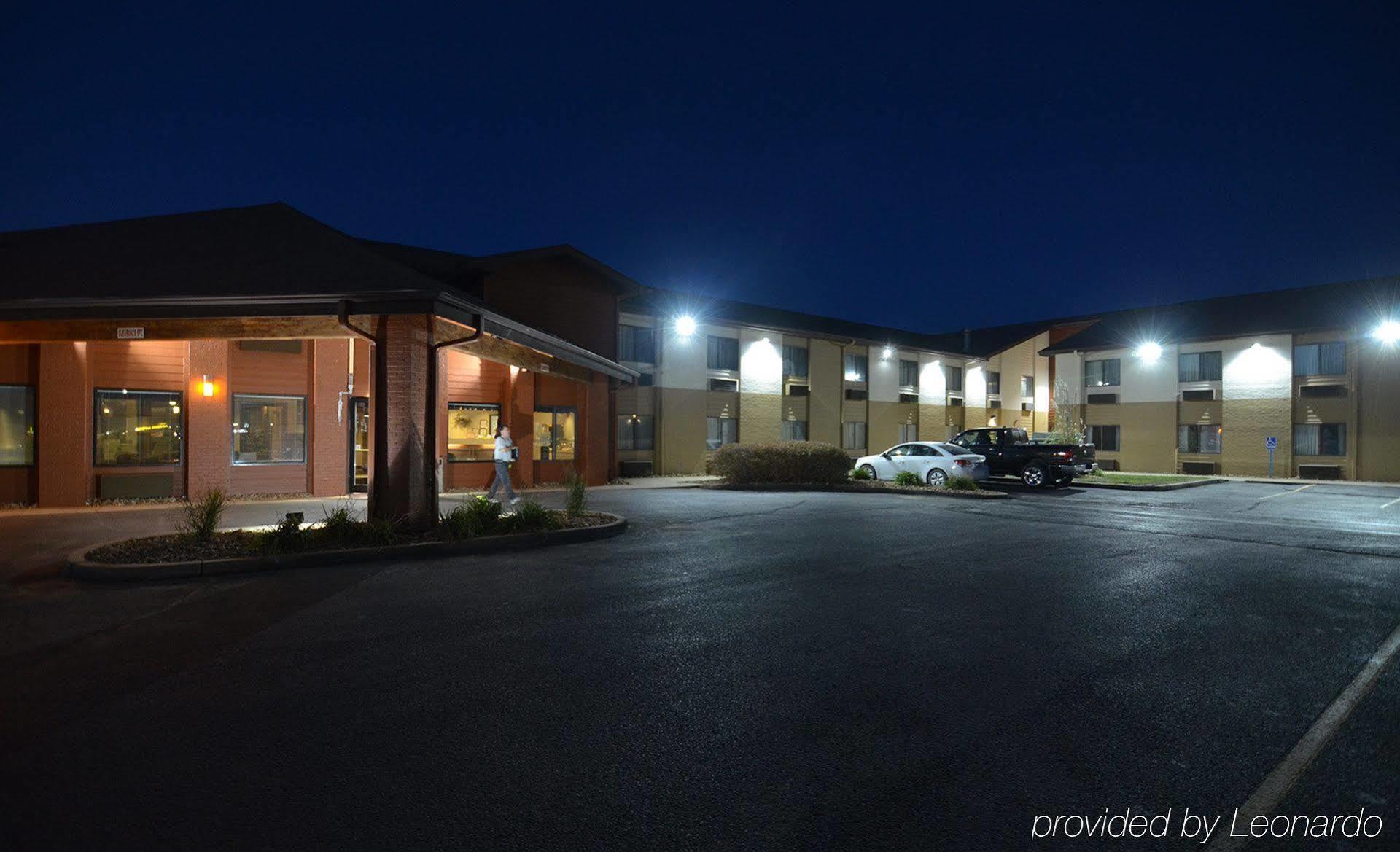 Americinn By Wyndham Mount Pleasant מראה חיצוני תמונה